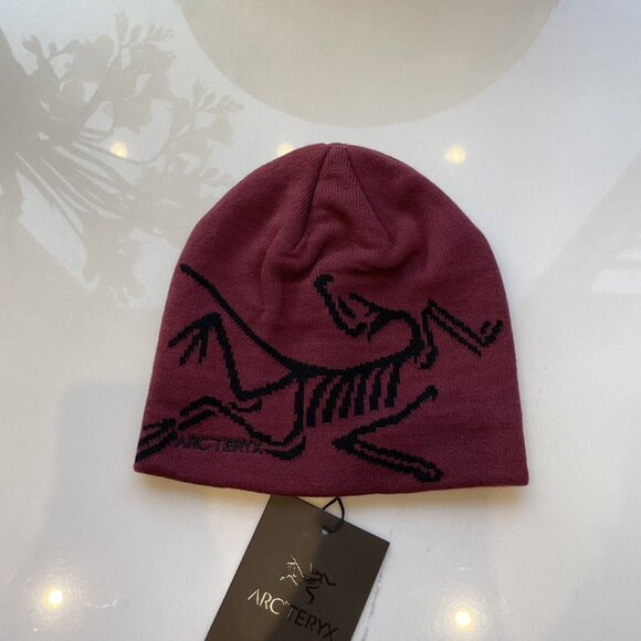 Red Arc'teryx Double-Layer Knit Jacquard Beanie - Picture 1 of 6